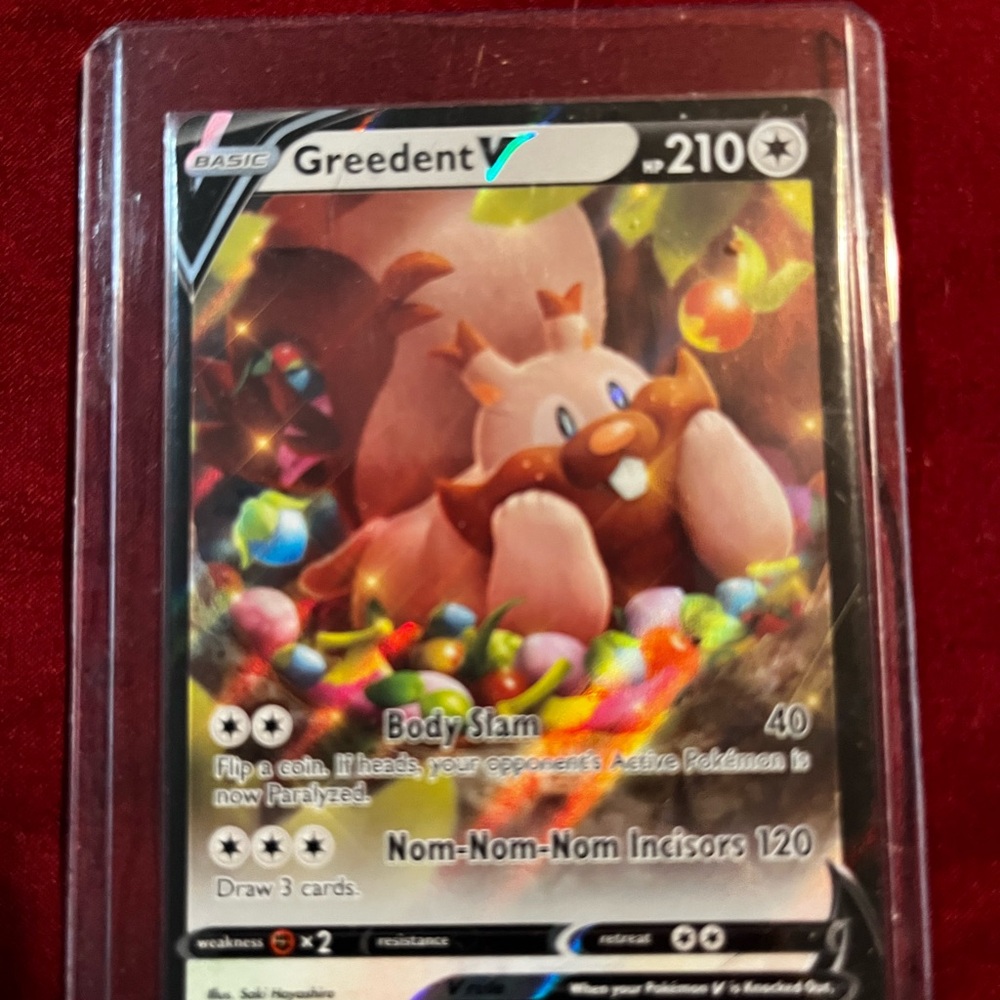 Greedent V Pokémon Card